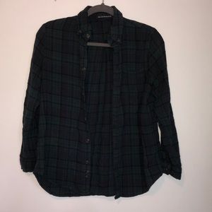 Dark green fitted flannel